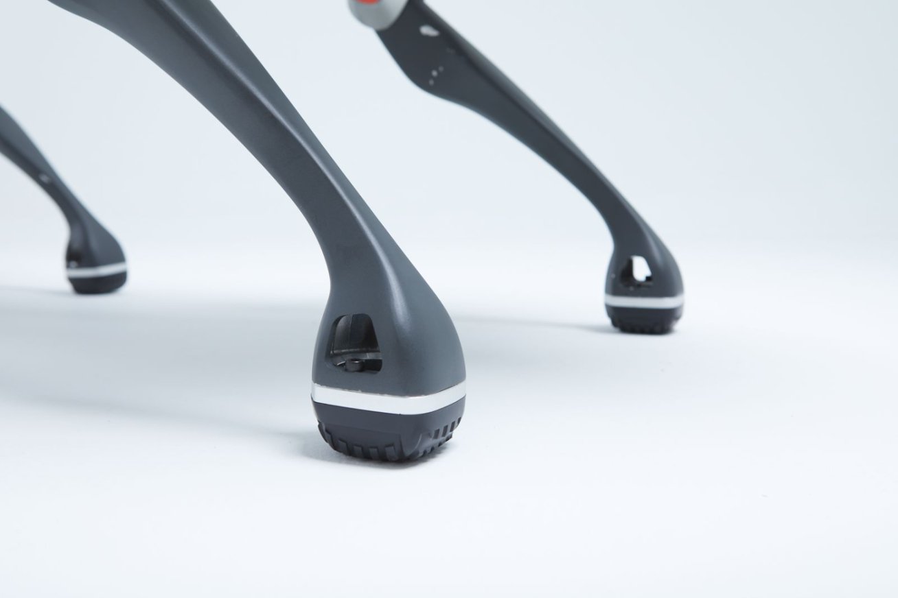 Equipped with a high-performance drive system and precision motion control algorithms, it can reach a top speed of​  3 m/s 