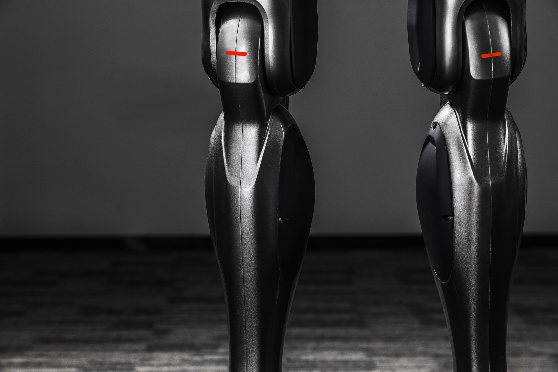 Human-like structure, life-size proportions