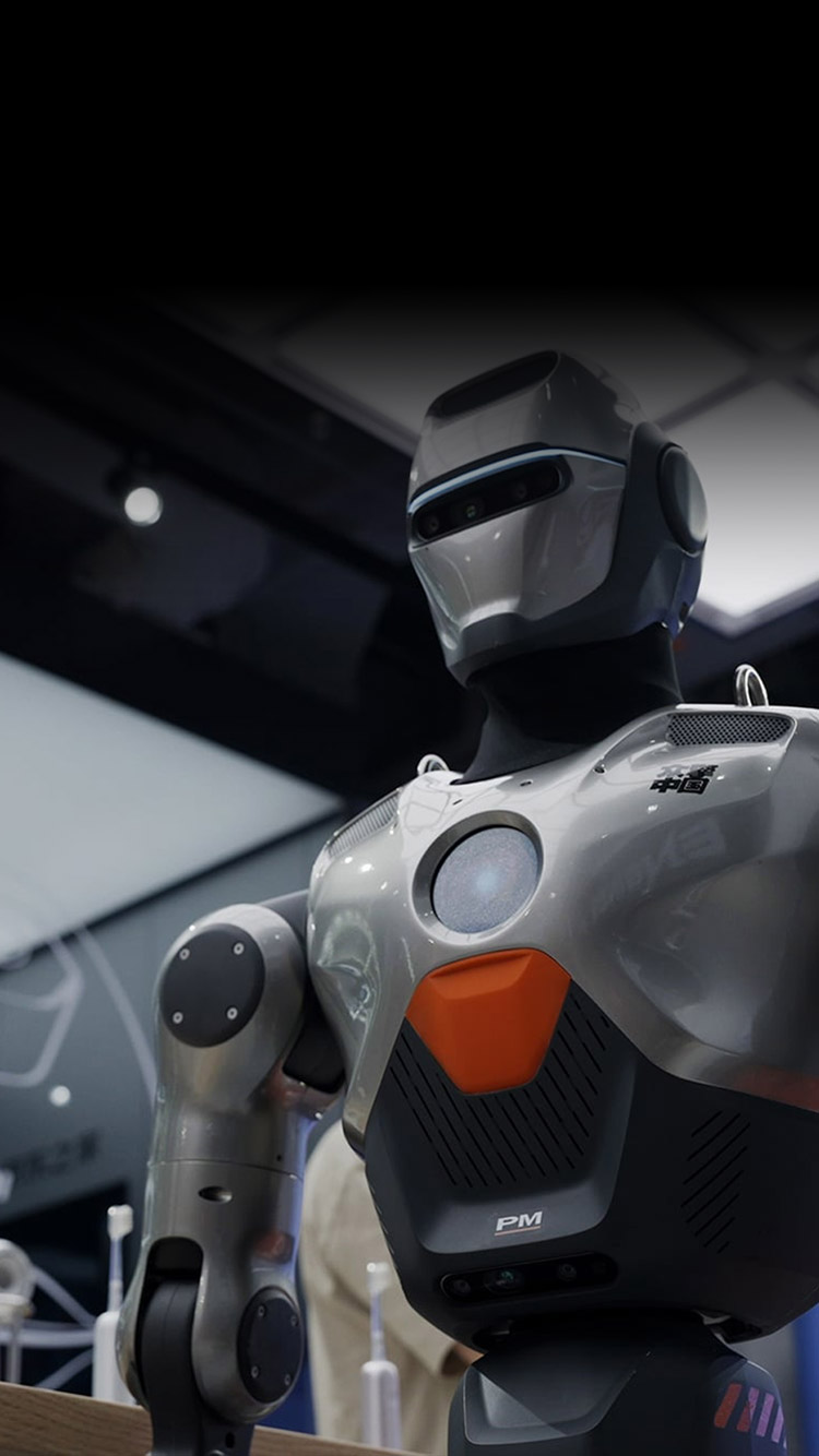 The World's First Retail Store with Cyber Staff